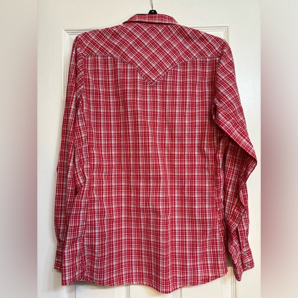 Wrangler western-yoke red plaid with metallic thread snap long-sleeve shirt, M - Picture 2 of 6